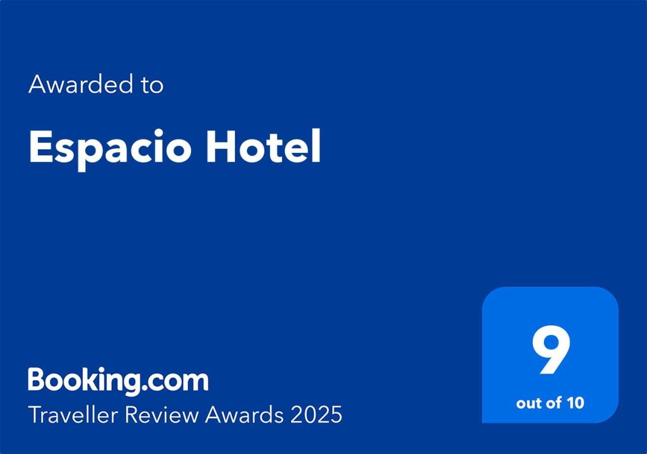 Espacio Hotel Taguig Εξωτερικό φωτογραφία